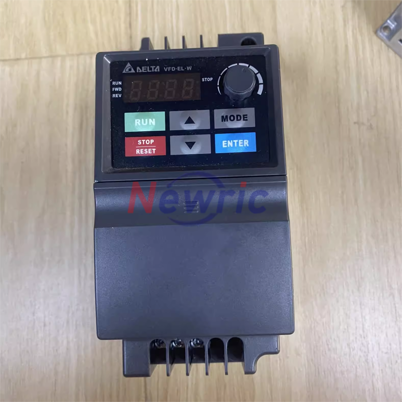 Delta VFD-EL Series VFD-EL-W Variable Frequency Drive