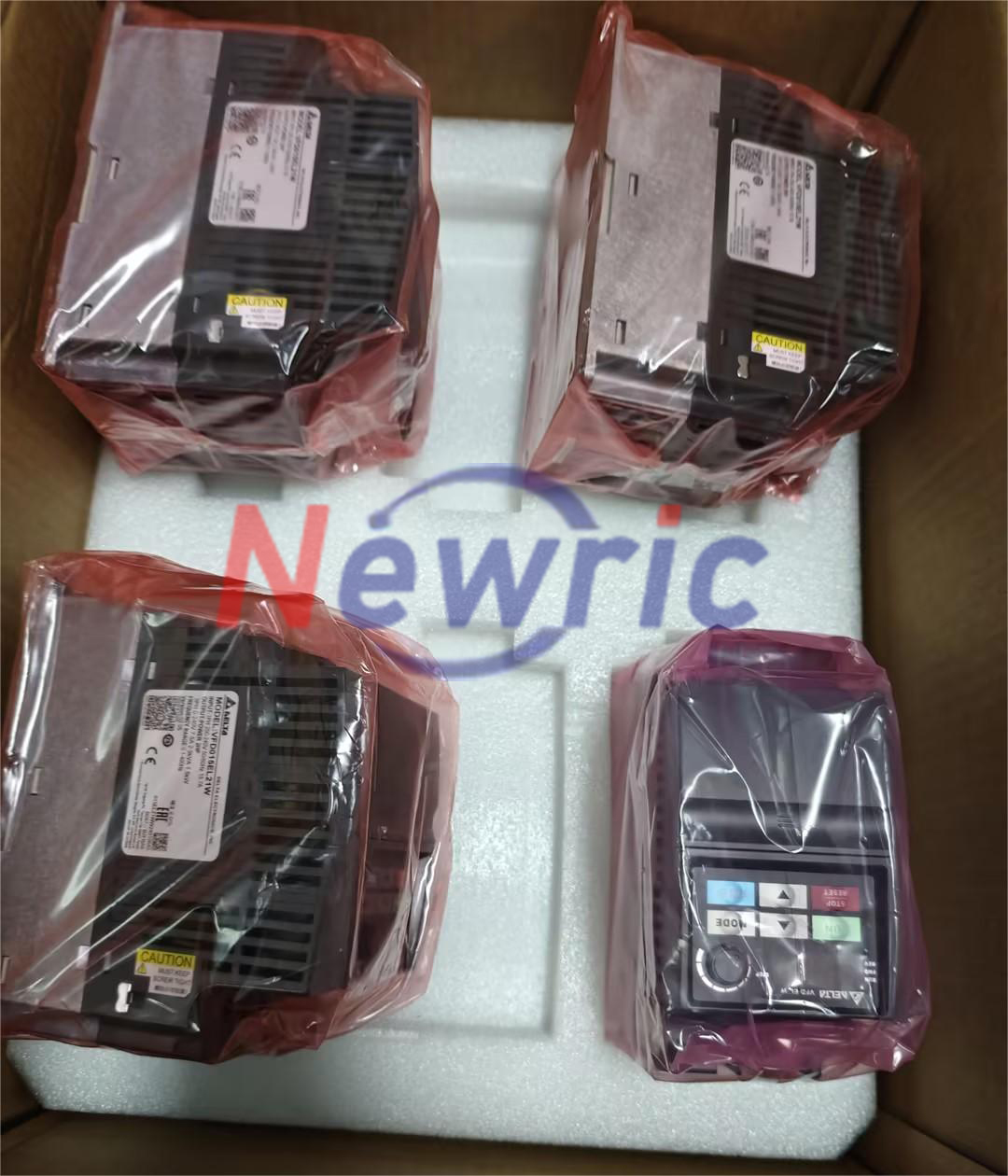 Delta VFD-EL Series VFD-EL-W Variable Frequency Drive - Image 2