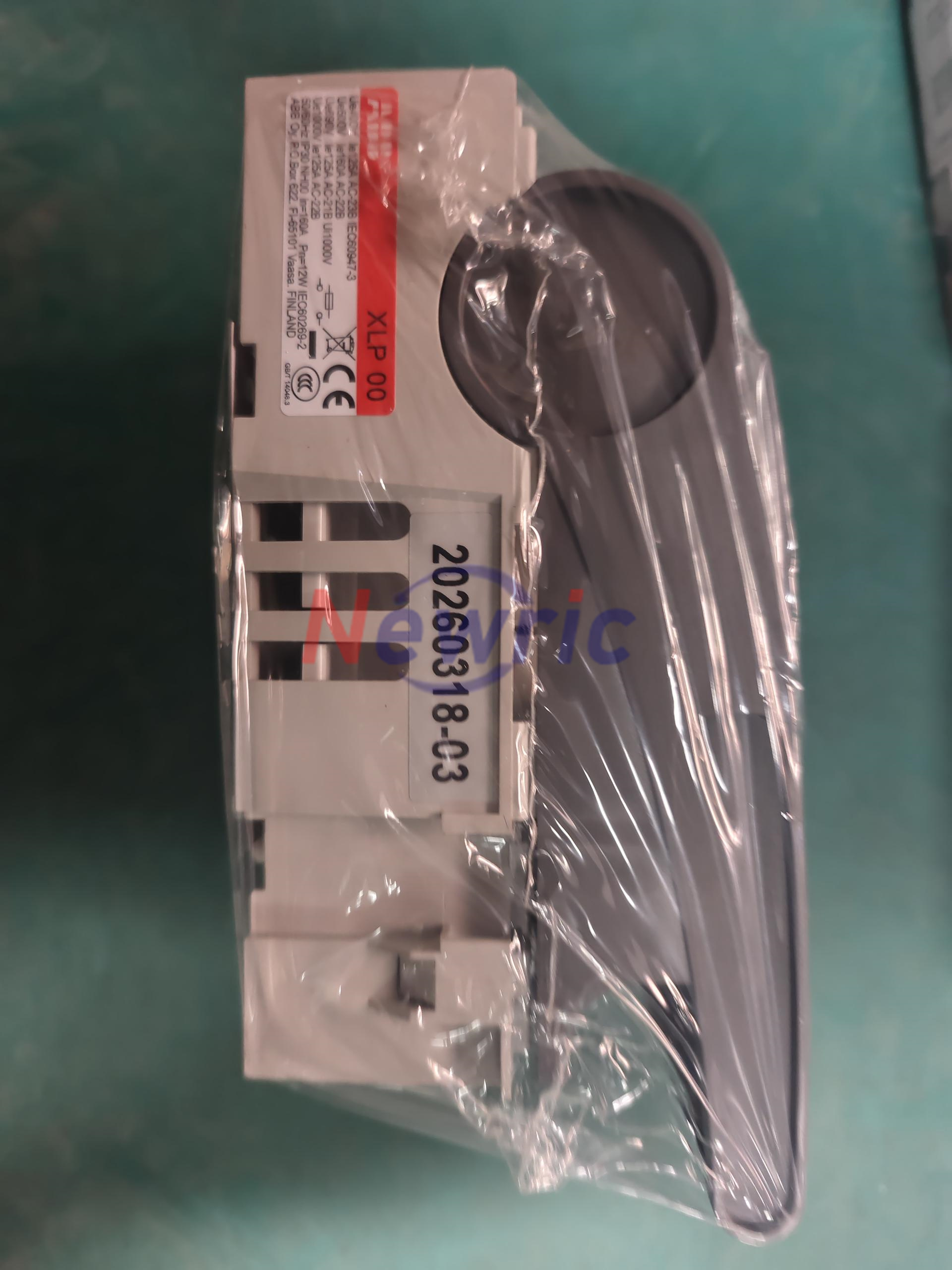ABB XLP Fuse Switch Disconnector - Image 2