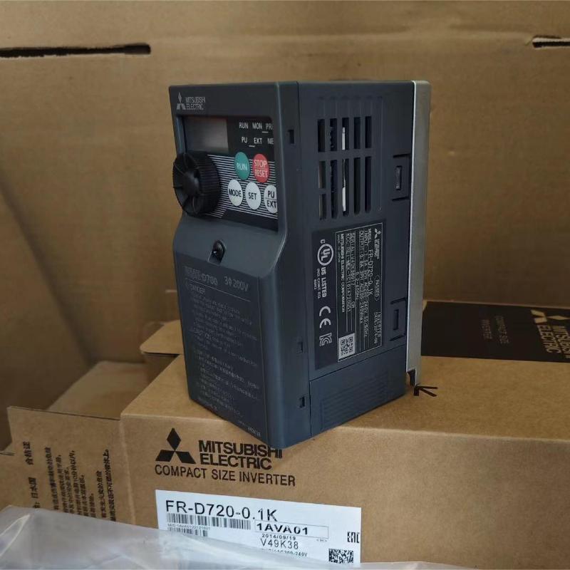 Mitsubishi FR-D700 Series FR-D720 3PH 200V Compact Inverter - Image 3